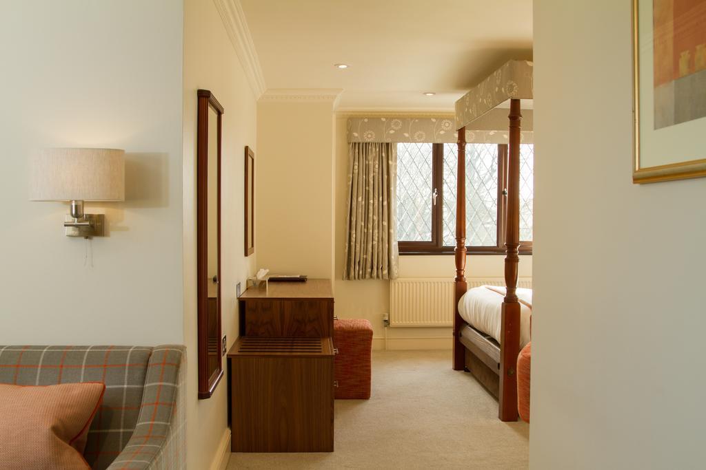 Stirrups Hotel 3*