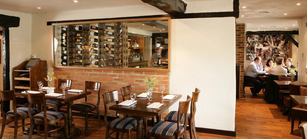 Stirrups Hotel 3*